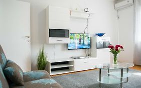Apartment Kata